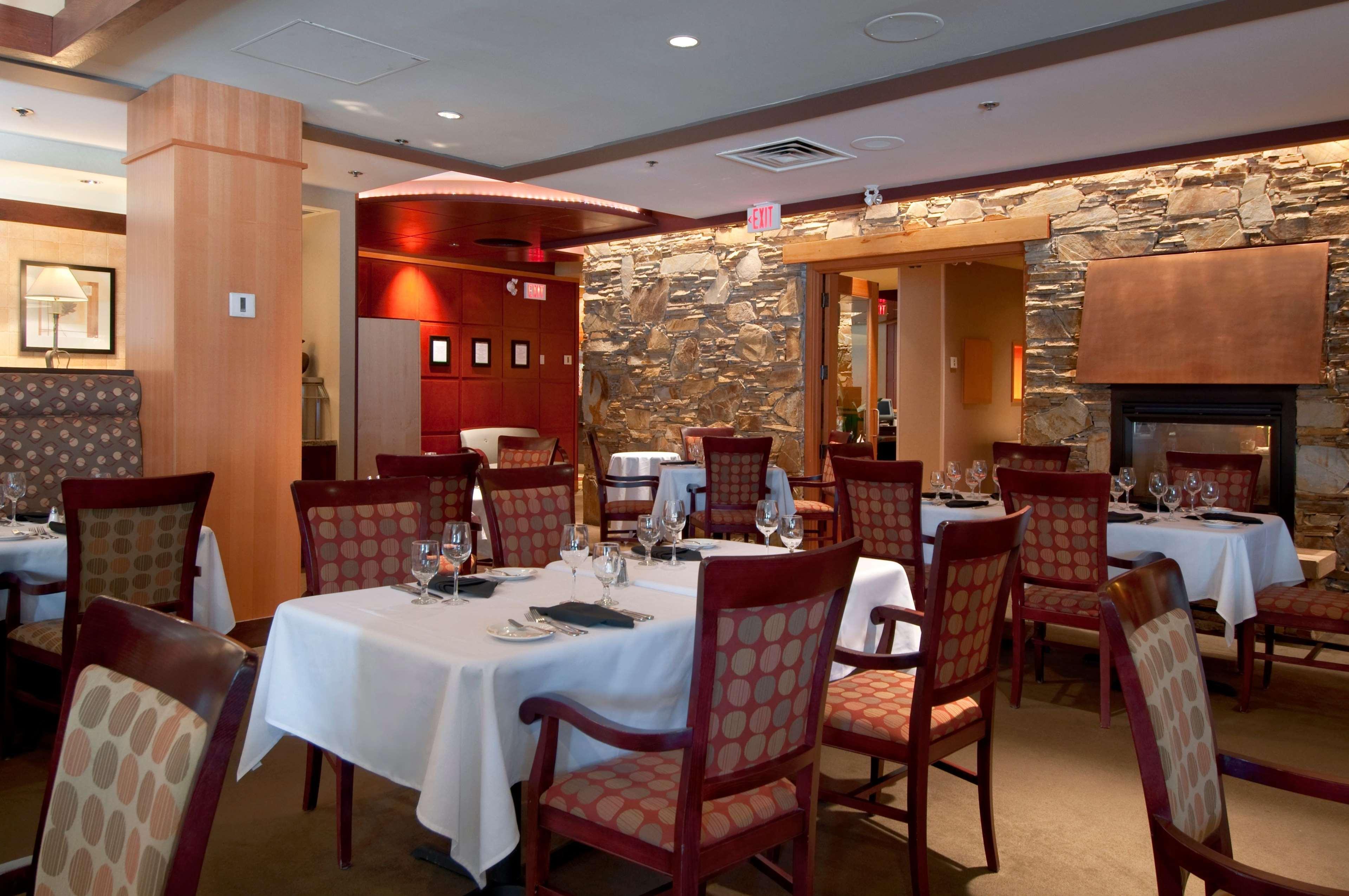 Hilton Whistler Resort & Spa Bagian luar foto