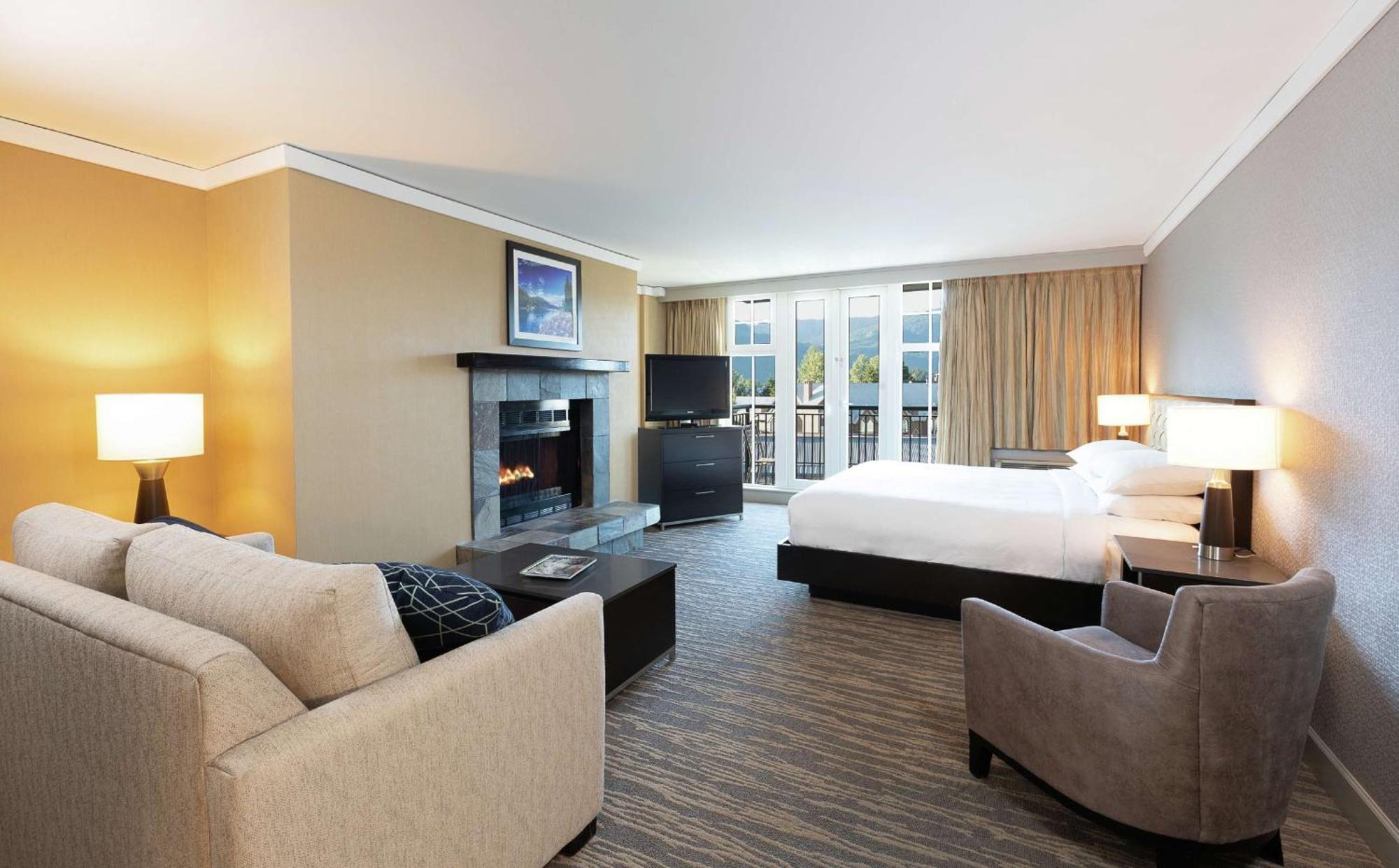 Hilton Whistler Resort & Spa Bagian luar foto