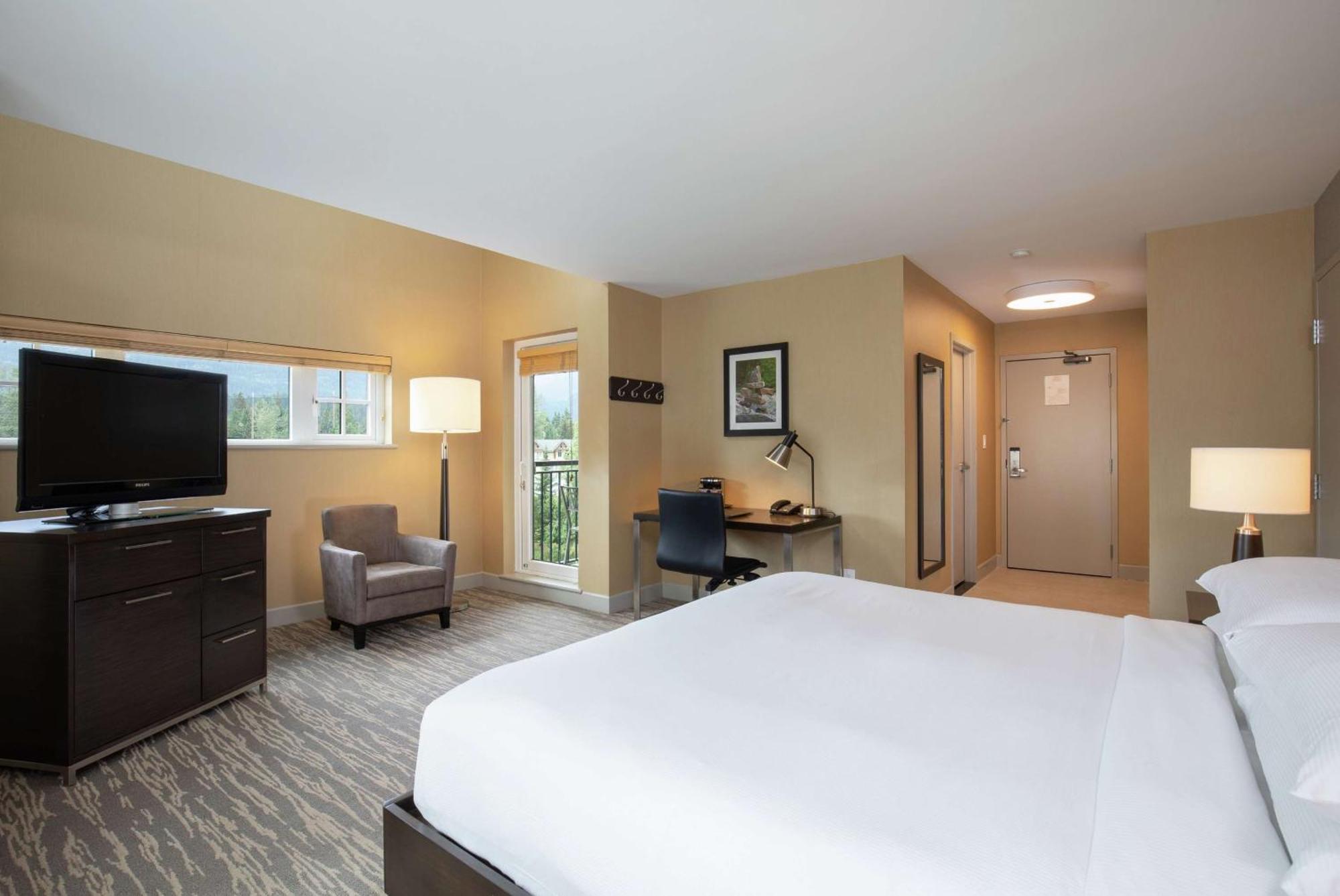 Hilton Whistler Resort & Spa Bagian luar foto
