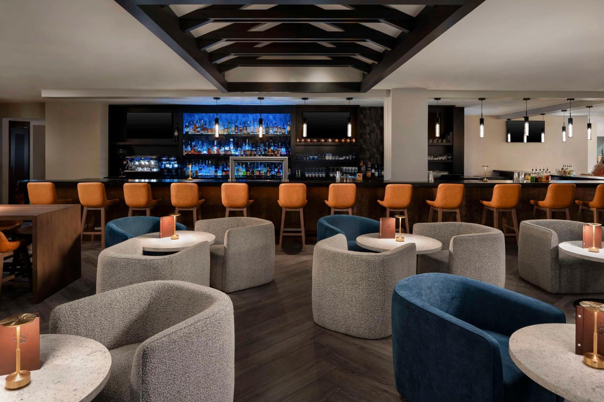 Hilton Whistler Resort & Spa Bagian luar foto