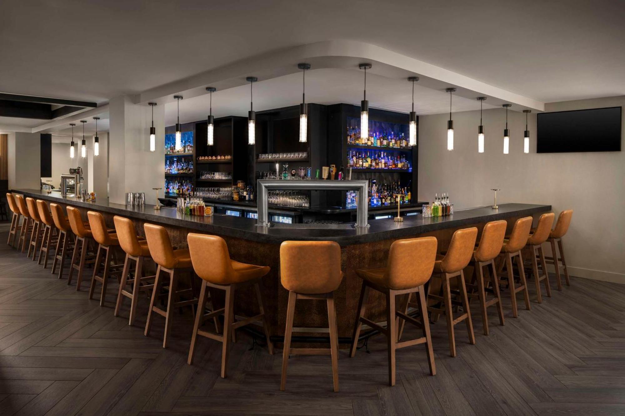 Hilton Whistler Resort & Spa Bagian luar foto