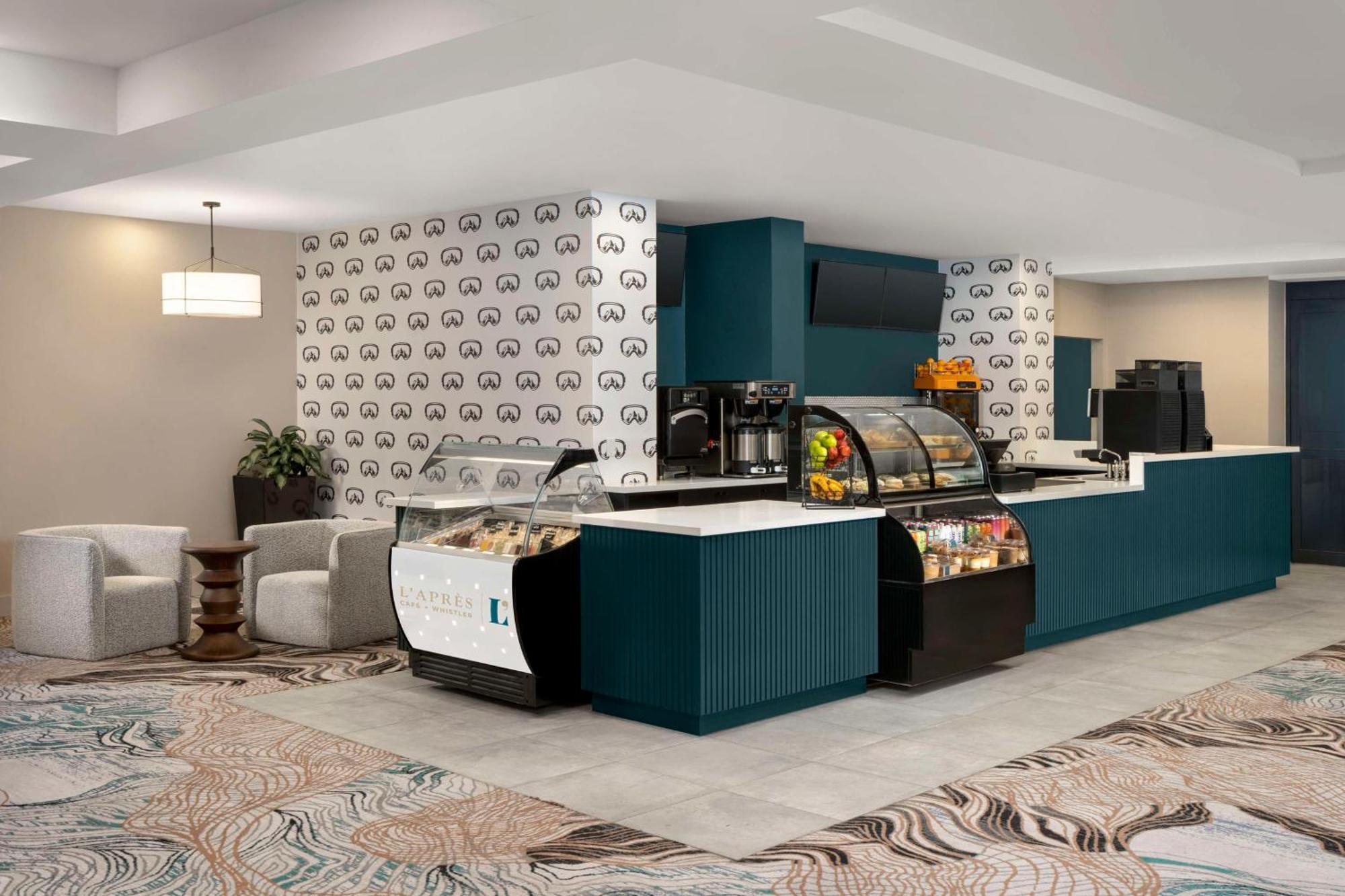 Hilton Whistler Resort & Spa Bagian luar foto
