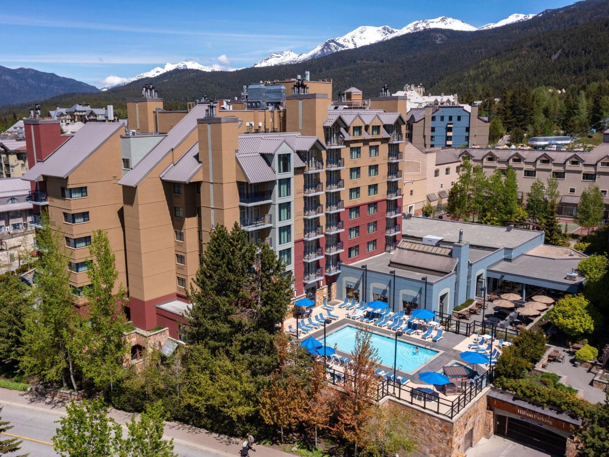 Hilton Whistler Resort & Spa Bagian luar foto