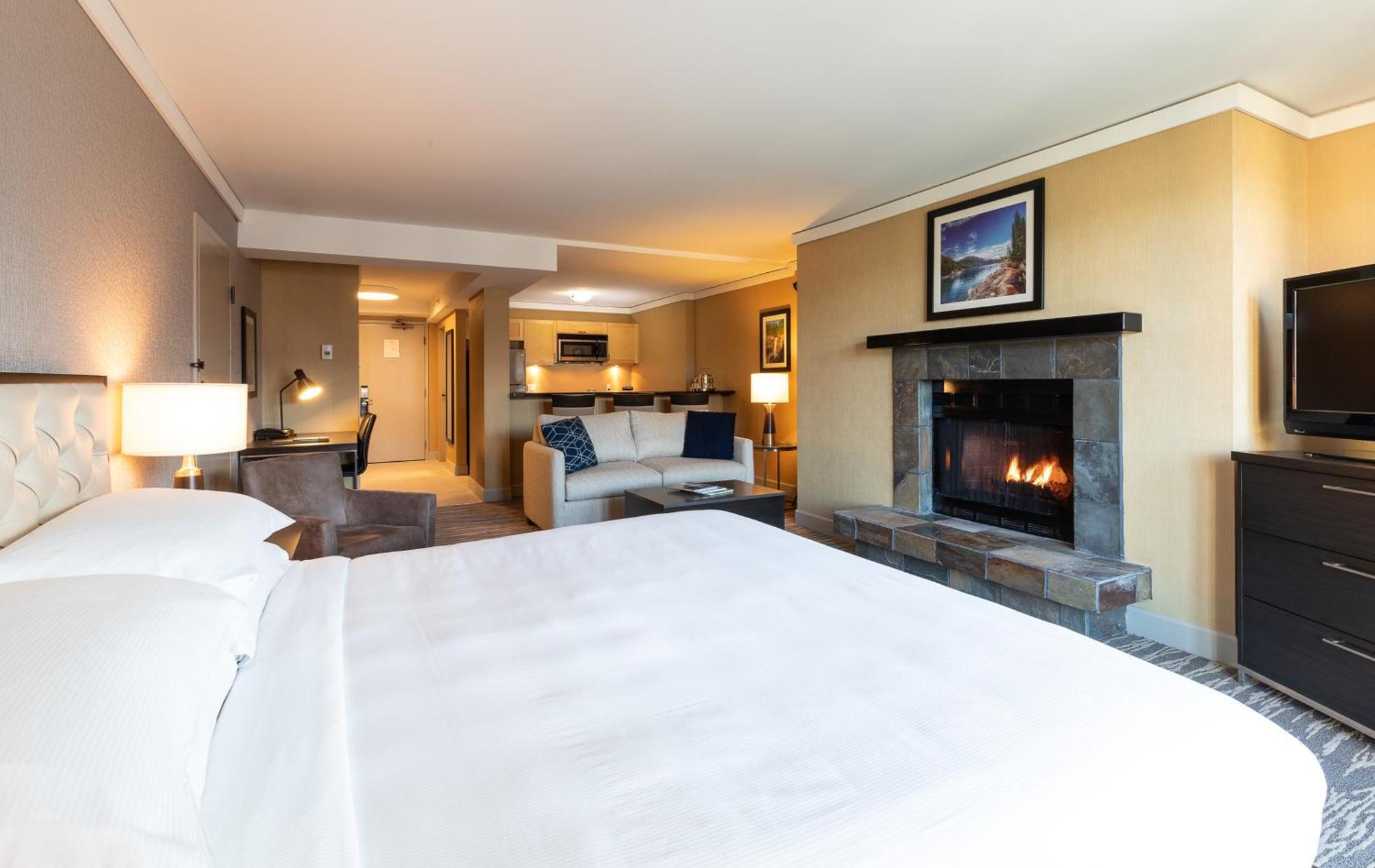 Hilton Whistler Resort & Spa Bagian luar foto
